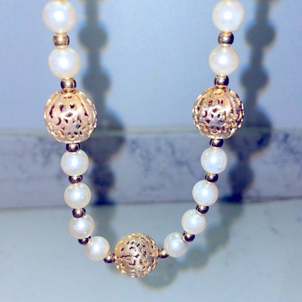 Napier Vintage Faux Pearl Necklace Gold Filigree Beads 27.5” Excellent Condition